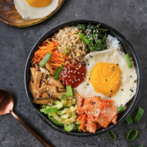 Cơm trộn bibimbap - món ngon Hàn Quốc theo phong cách "vetula"